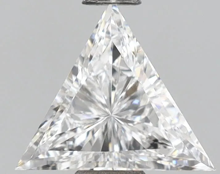 0.26ct Triangular Lab Grown Diamond (Colour D, Clarity VVS1, IGI Certified)