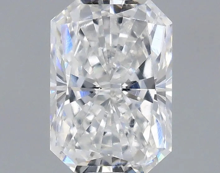 0.51ct Radiant Lab Grown Diamond (Colour E, Clarity VVS1, IGI Certified)