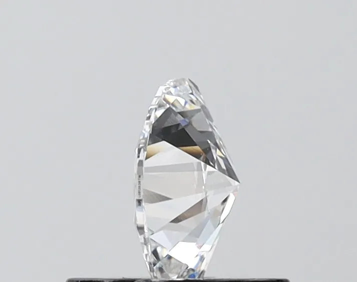 0.52ct Oval Lab Grown Diamond (Colour D, Clarity VVS2, IGI Certified)
