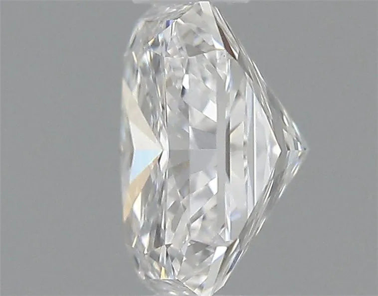 0.52ct Radiant Lab Grown Diamond (Colour F, Clarity VVS2, Cut VG, IGI Certified)