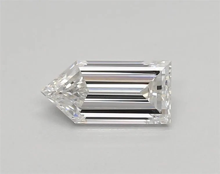 0.55ct Bullet Lab Grown Diamond (Colour E, Clarity VVS2, IGI Certified)