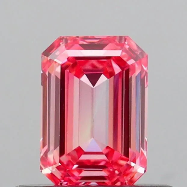 0.55ct Emerald Lab Grown Diamond (Colour Fancy Vivid Pink, Clarity VVS2, IGI Certified)