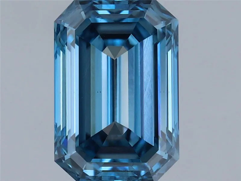 0.64ct Emerald Lab Grown Diamond (Colour Fancy Vivid Blue, Clarity VS1, IGI Certified)