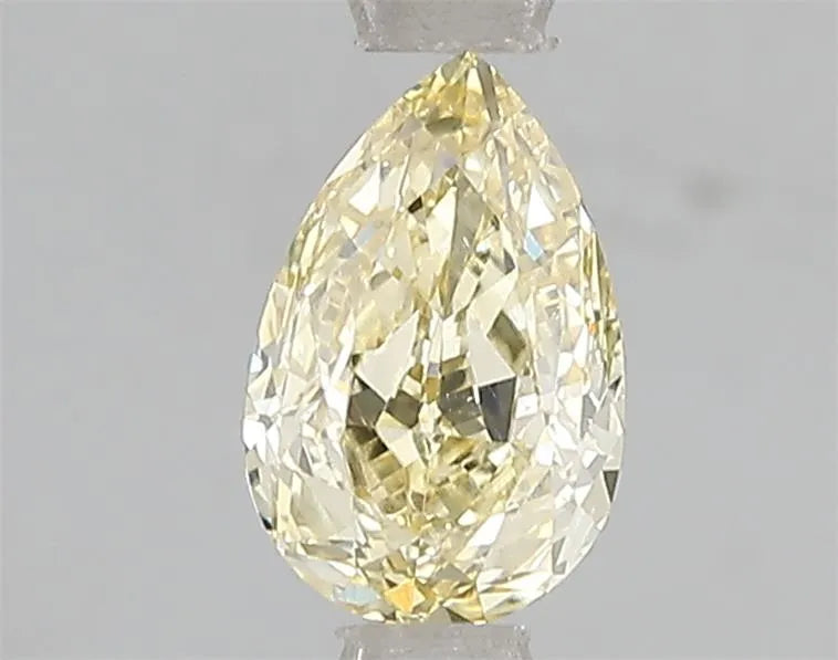 1.01ct Pear Lab Grown Diamond (Colour Fancy Yellow, Clarity VVS2, IGI Certified)