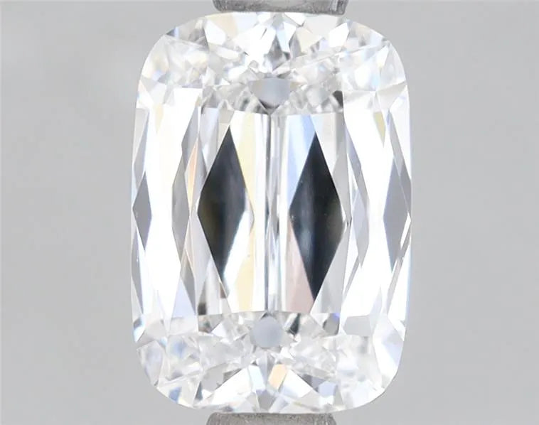 1.04ct Cushion modified Lab Grown Diamond (Colour E, Clarity VVS2, IGI Certified)