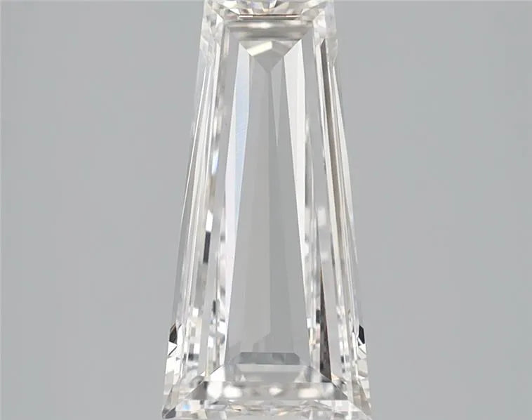 1.06ct Tapered baguette Lab Grown Diamond (Colour F, Clarity VVS2, IGI Certified)
