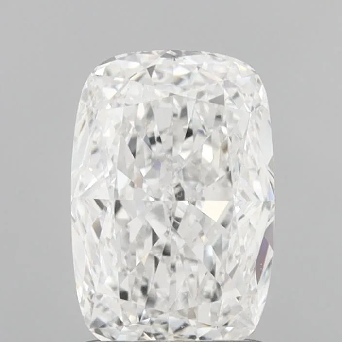 1.55ct Cushion modified Lab Grown Diamond (Colour E, Clarity VVS1, IGI Certified)
