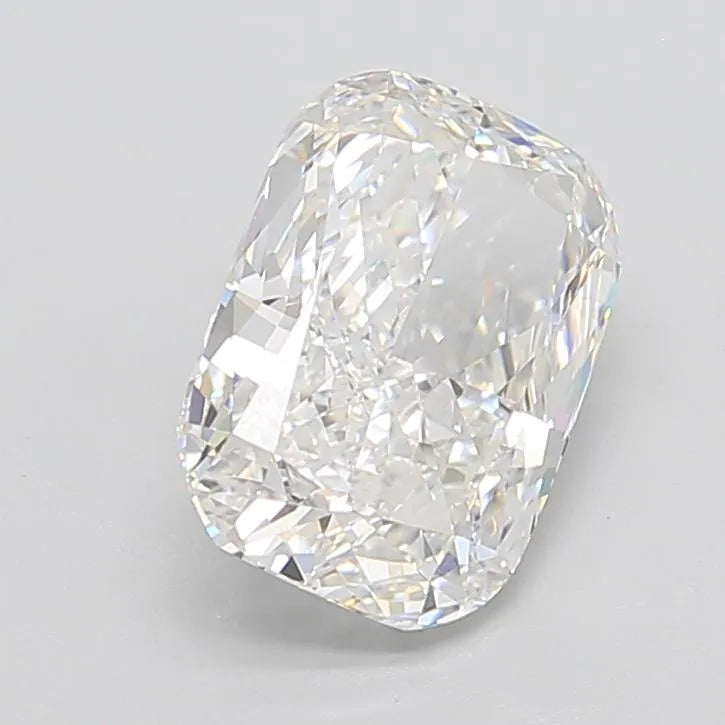 4.59ct Cushion modified Lab Grown Diamond (Colour E, Clarity VVS2, IGI Certified)