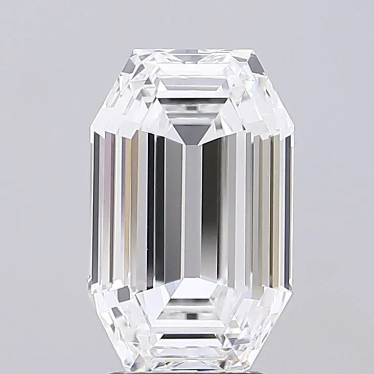 4.03ct Octagonal Lab Grown Diamond (Colour E, Clarity VVS1, IGI Certified)