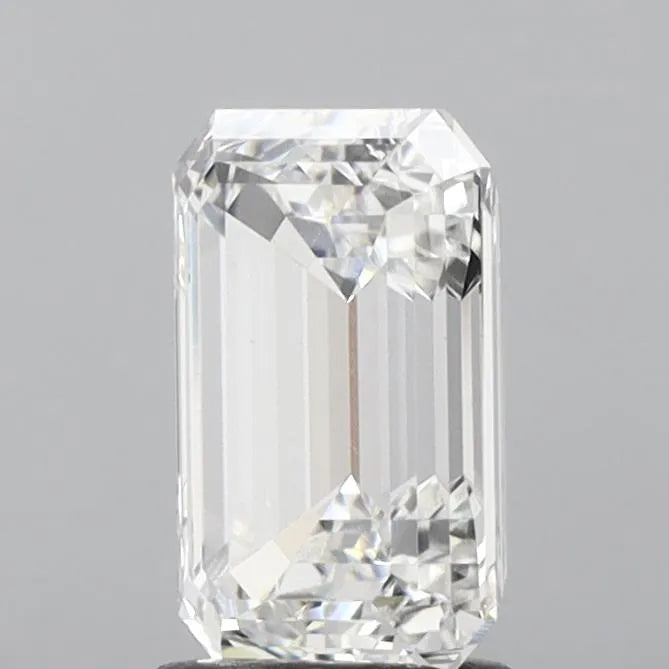 2.10ct Emerald Lab Grown Diamond (Colour F, Clarity VVS2, IGI Certified)