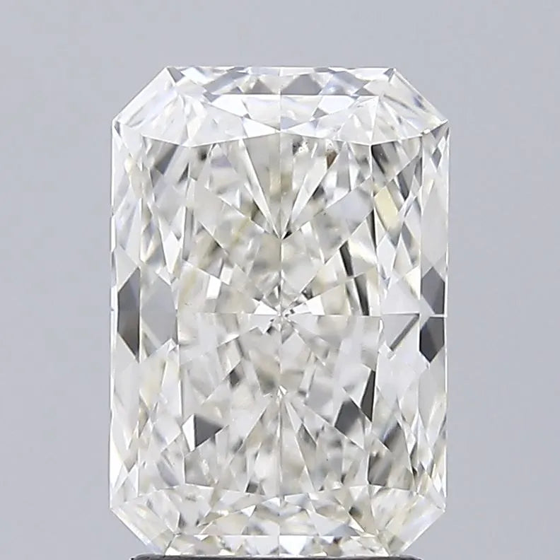 2.13ct Radiant Lab Grown Diamond (Colour H, Clarity VS1, IGI Certified)