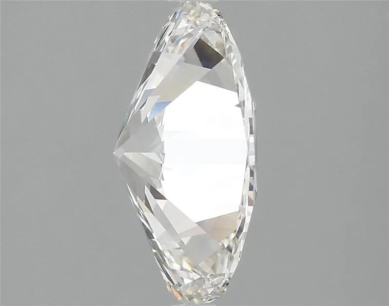 2.32ct Oval Lab Grown Diamond (Colour G, Clarity VVS2, IGI Certified)