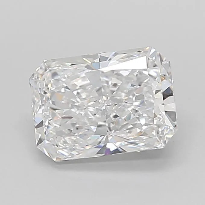 2.52ct Radiant Lab Grown Diamond (Colour D, Clarity VVS2, IGI Certified)
