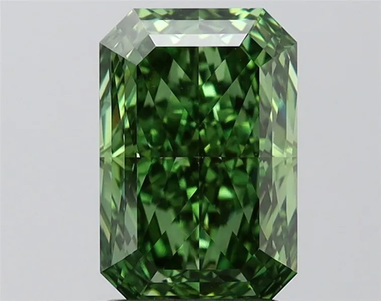 2.52ct Radiant Lab Grown Diamond (Colour Fancy Vivid Green, Clarity VVS2, IGI Certified)