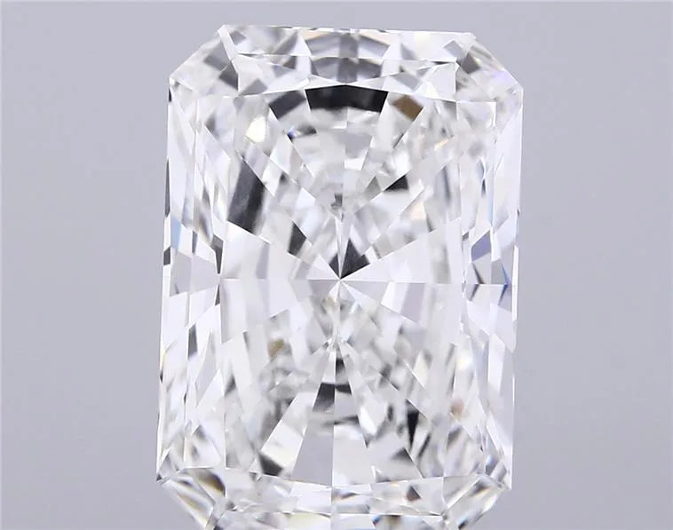 9.11ct Radiant Lab Grown Diamond (Colour E, Clarity VVS1, IGI Certified)