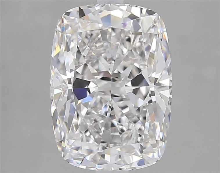 3.05ct Cushion brilliant Lab Grown Diamond (Colour G, Clarity VVS2, IGI Certified)