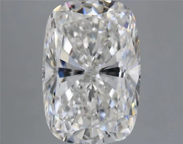 4.01ct Cushion modified Lab Grown Diamond (Colour F, Clarity VVS2, IGI Certified)