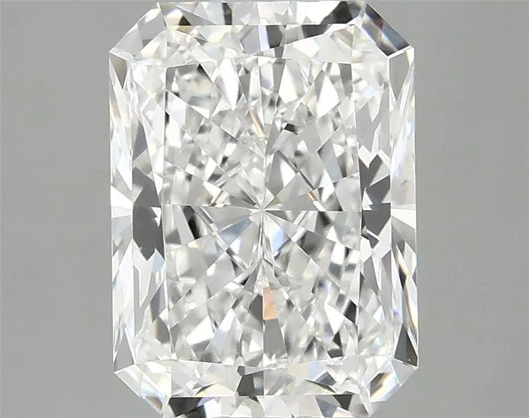 3.00ct Radiant Lab Grown Diamond (Colour E, Clarity VVS2, IGI Certified)