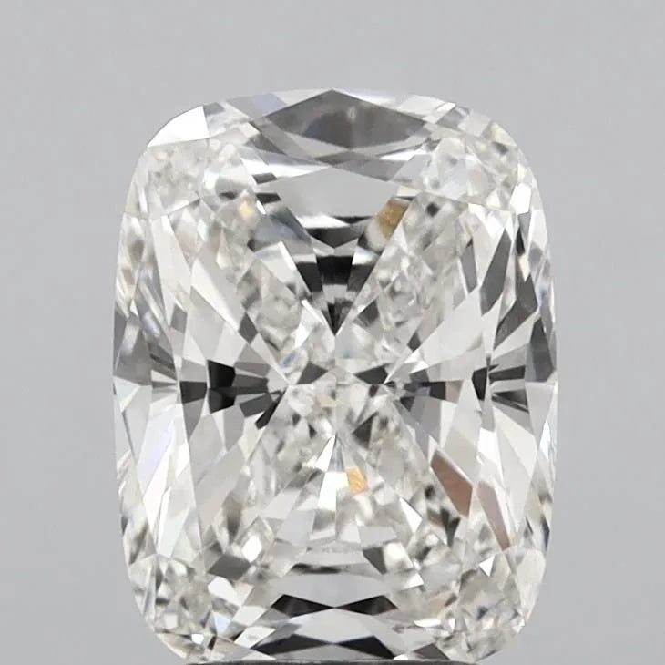 3.01ct Cushion modified Lab Grown Diamond (Colour G, Clarity VVS2, IGI Certified)