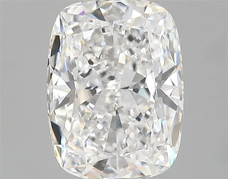 3.02ct Cushion modified Lab Grown Diamond (Colour E, Clarity VVS2, IGI Certified)