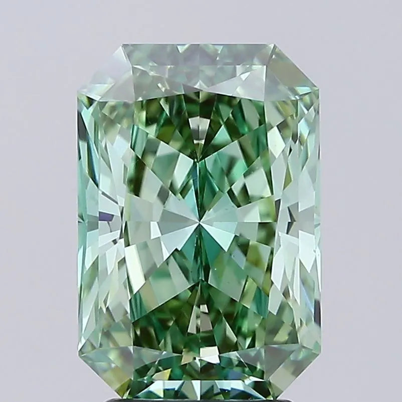 3.03ct Radiant Lab Grown Diamond (Colour Fancy Vivid Green, Clarity VVS2, IGI Certified)