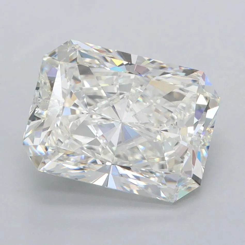 3.05ct Radiant Lab Grown Diamond (Colour G, Clarity VVS2, IGI Certified)