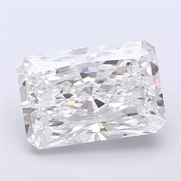 3.11ct Radiant Lab Grown Diamond (Colour E, Clarity VVS2, IGI Certified)