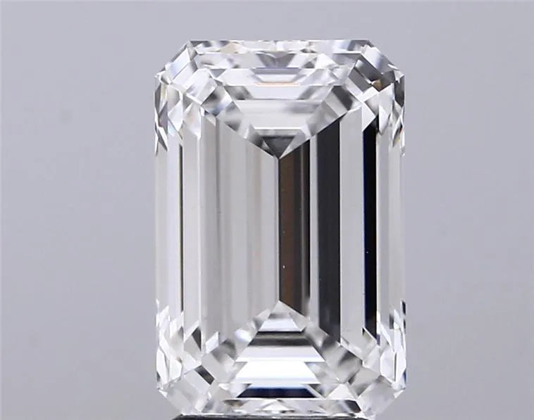 3.52ct Emerald Lab Grown Diamond (Colour E, Clarity VVS2, IGI Certified)