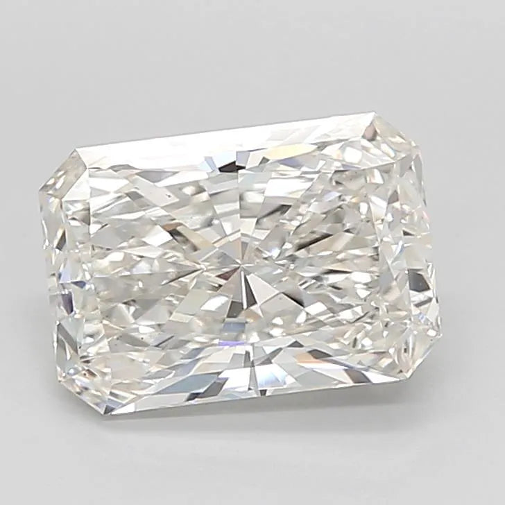 3.53ct Radiant Lab Grown Diamond (Colour G, Clarity VVS2, IGI Certified)