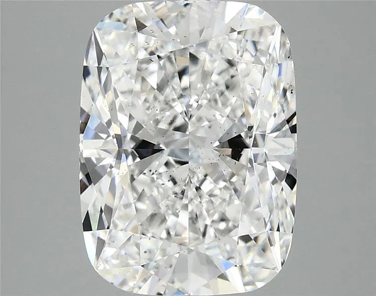4.04ct Cushion modified Lab Grown Diamond (Colour E, Clarity SI1, IGI Certified)