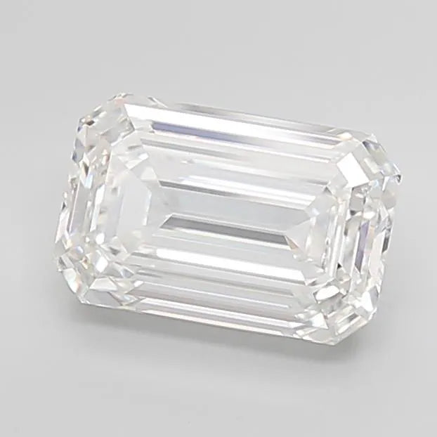 4.23ct Emerald Lab Grown Diamond (Colour E, Clarity VVS2, IGI Certified)