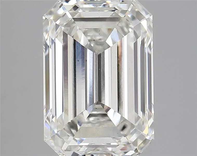 4.23ct Emerald Lab Grown Diamond (Colour H, Clarity VS2, IGI Certified)