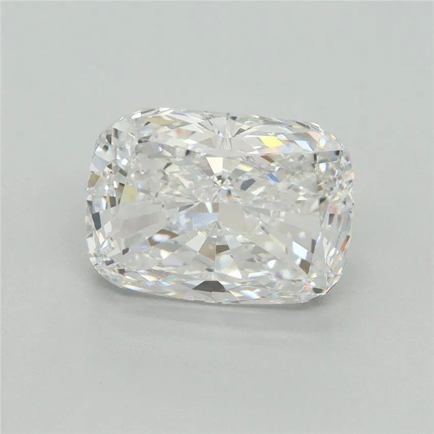 4.30ct Cushion brilliant Lab Grown Diamond (Colour D, Clarity VVS2, IGI Certified)