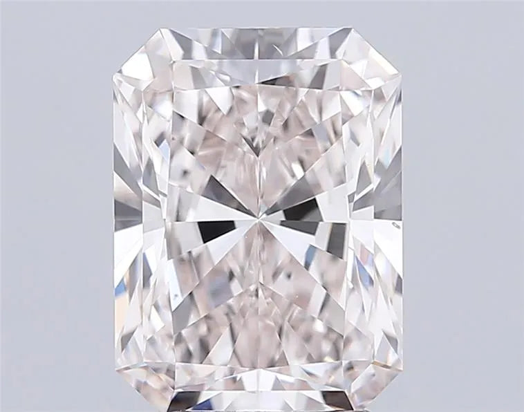 4.35ct Radiant Lab Grown Diamond (Colour K, Clarity VS1, IGI Certified)
