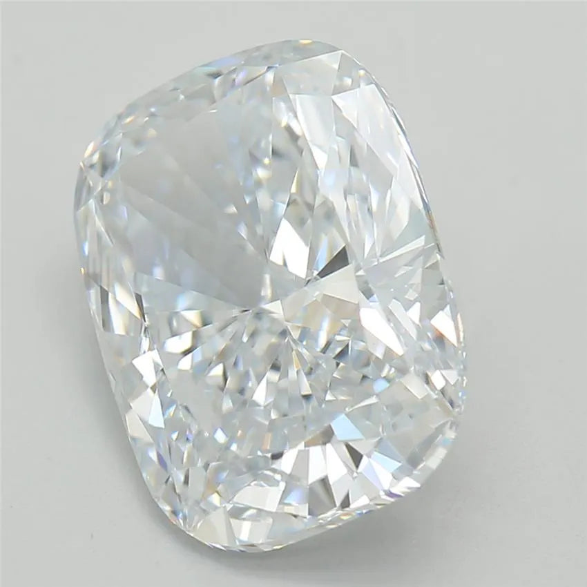2.57ct Cushion brilliant Lab Grown Diamond (Colour G, Clarity VVS2, IGI Certified)