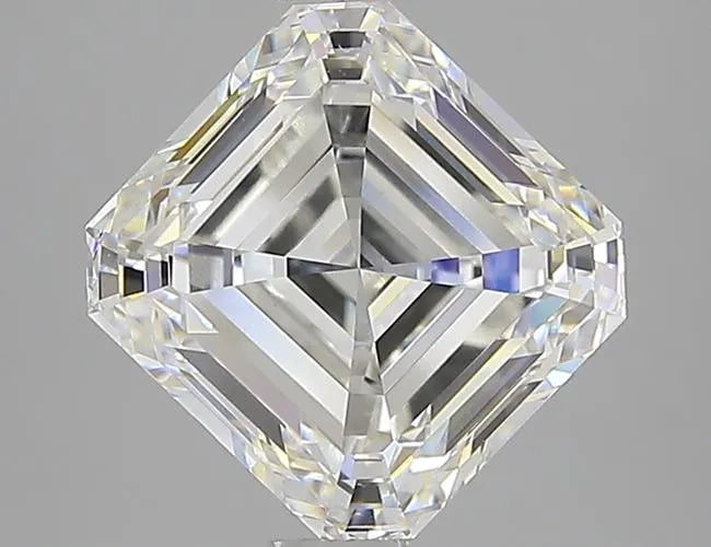 5.03ct Square emerald Lab Grown Diamond (Colour F, Clarity VVS2, IGI Certified)