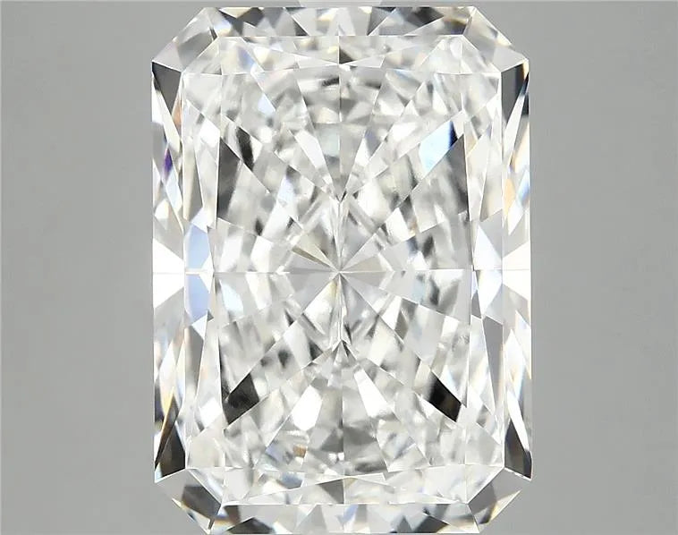 6.93ct Radiant Lab Grown Diamond (Colour F, Clarity VVS2, IGI Certified)