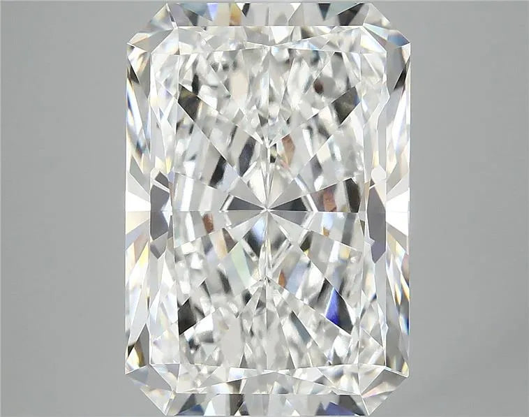 8.24ct Radiant Lab Grown Diamond (Colour F, Clarity VVS2, IGI Certified)