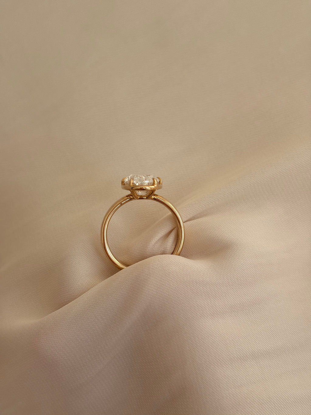 Ophelia Ring - 4.00ct E VS1 Oval Brilliant Lab Diamond