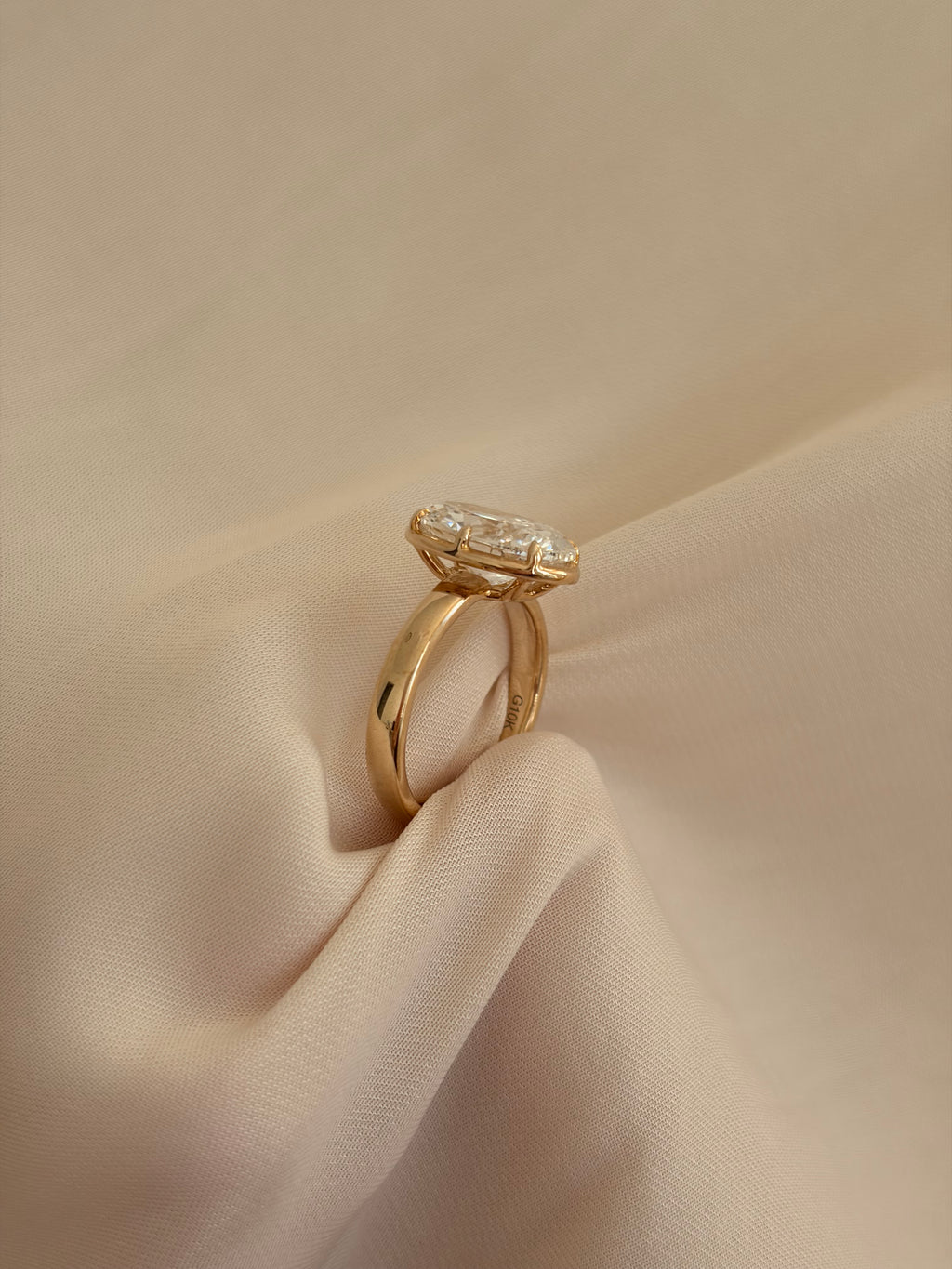 Ophelia Ring - 4.00ct E VS1 Oval Brilliant Lab Diamond