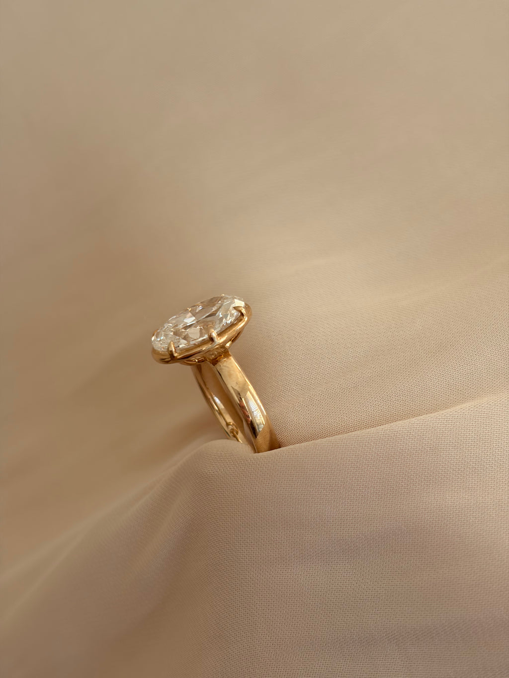 Ophelia Ring - 4.00ct E VS1 Oval Brilliant Lab Diamond