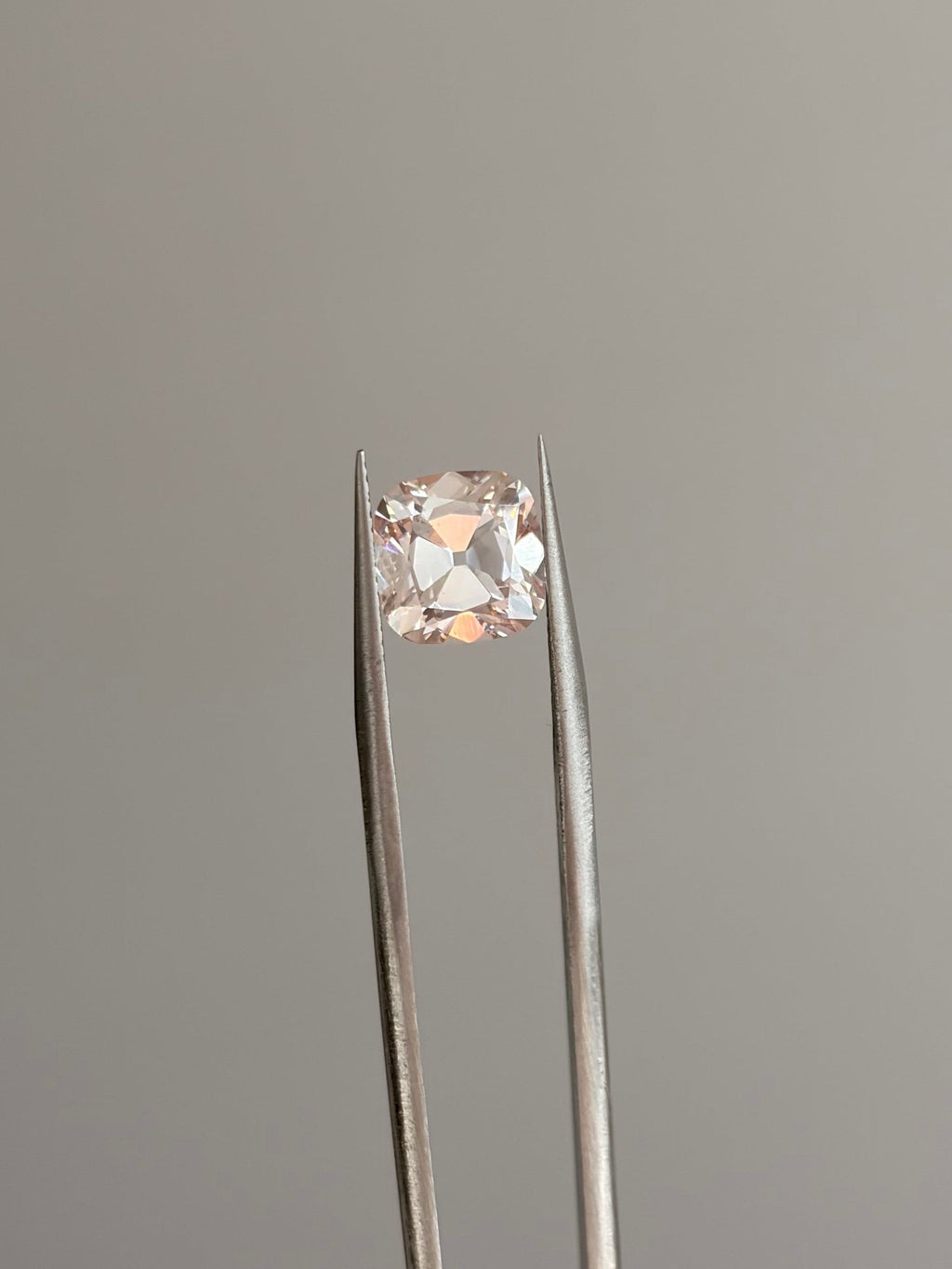 3.12ct Fancy Pink VS2 Square Cushion Brilliant OMC - Lab Diamond