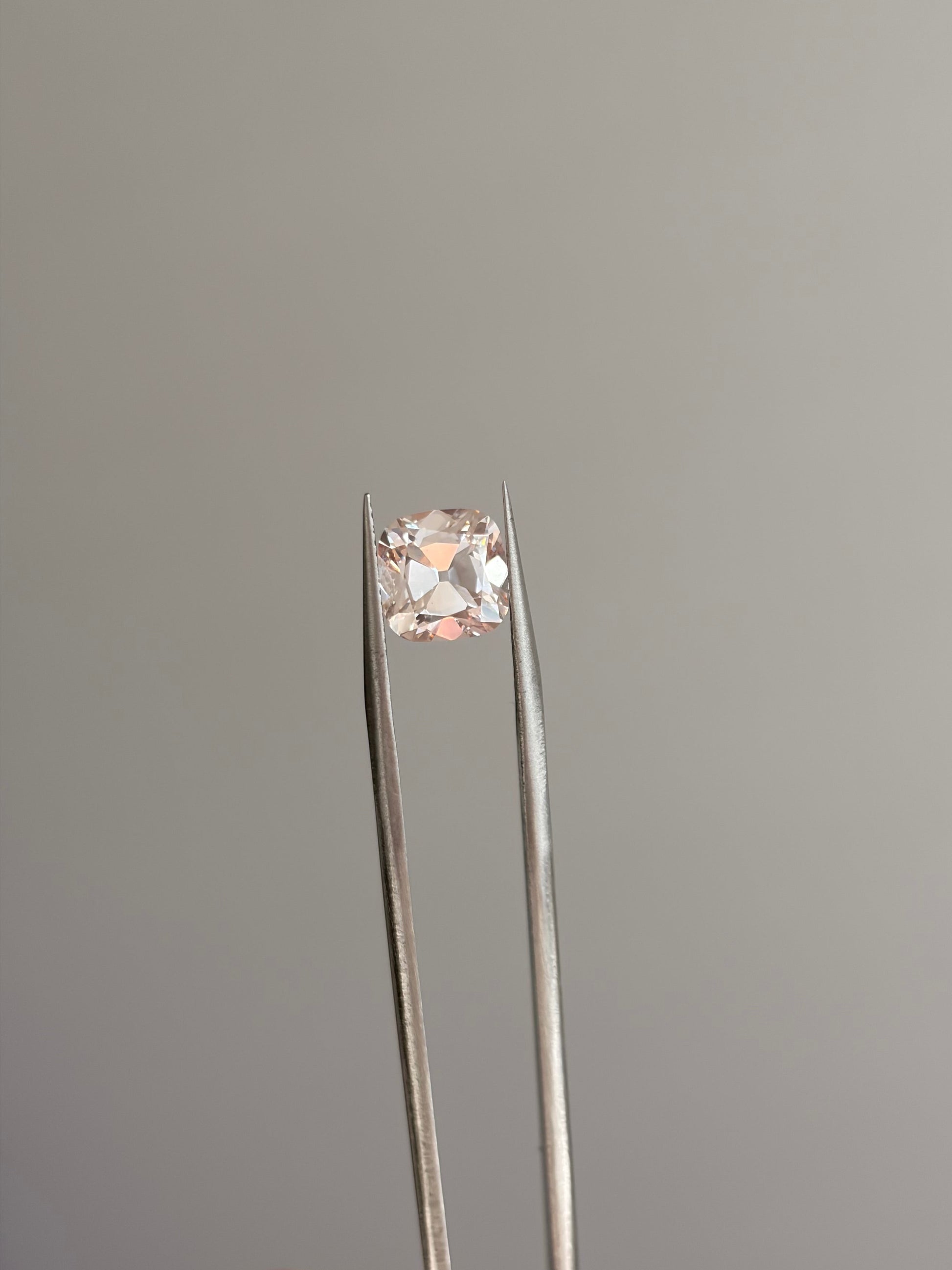 3.12ct Fancy Pink VS2 Square Cushion Brilliant OMC - Lab Diamond