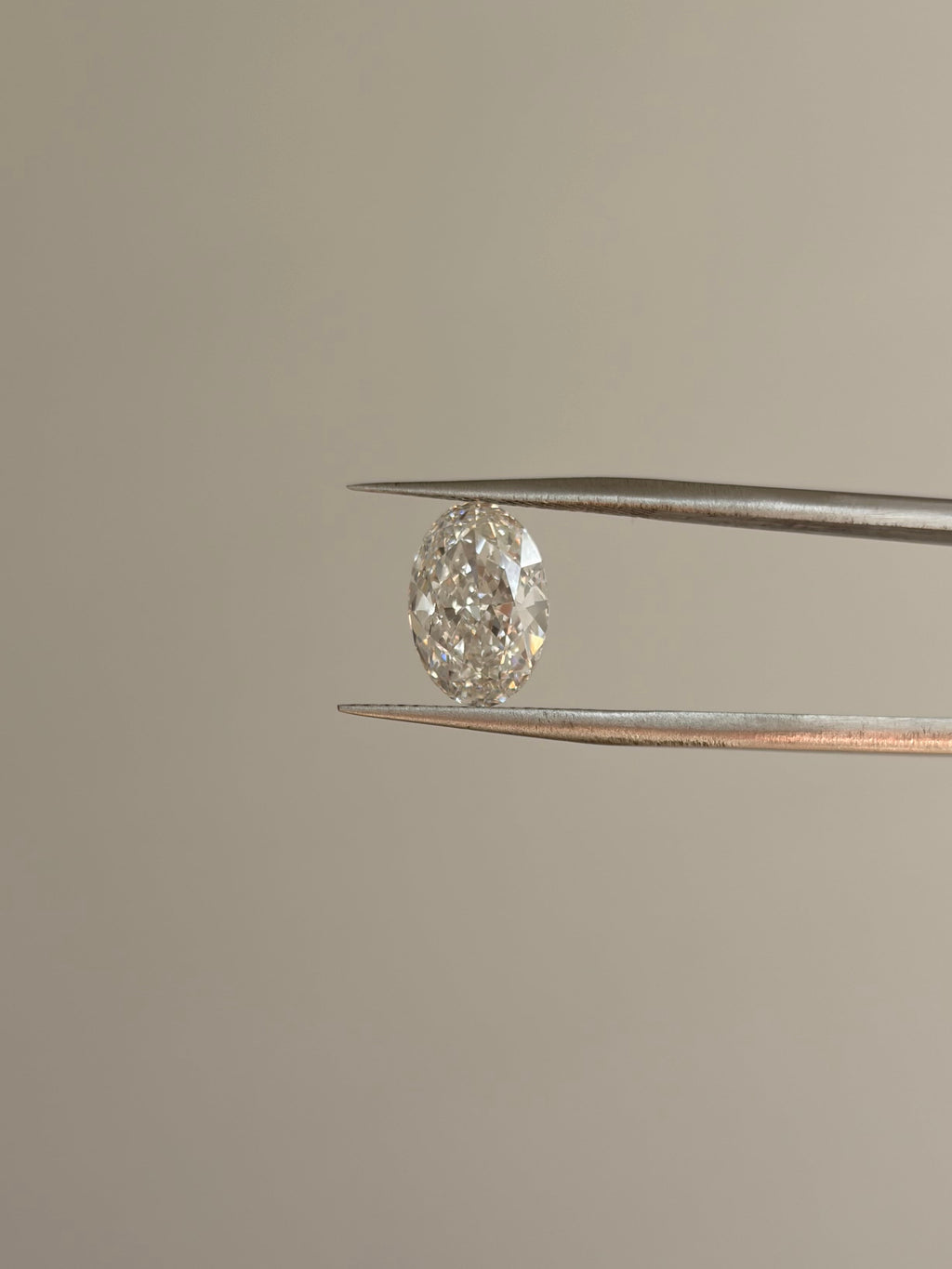 3.00 F VS2 Oval Modified Brilliant - Lab Diamond