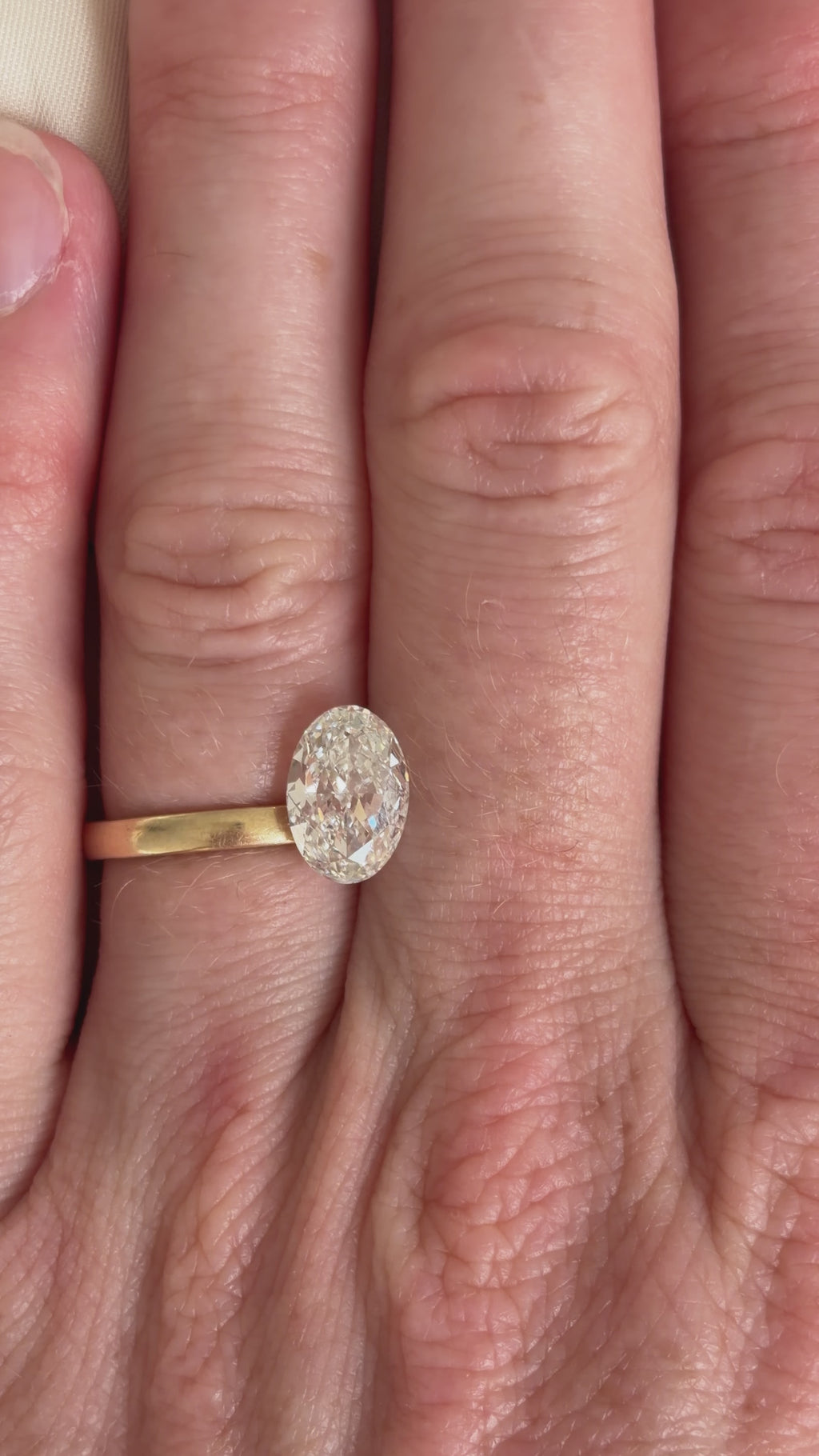 3.00 F VS2 Oval Modified Brilliant - Lab Diamond