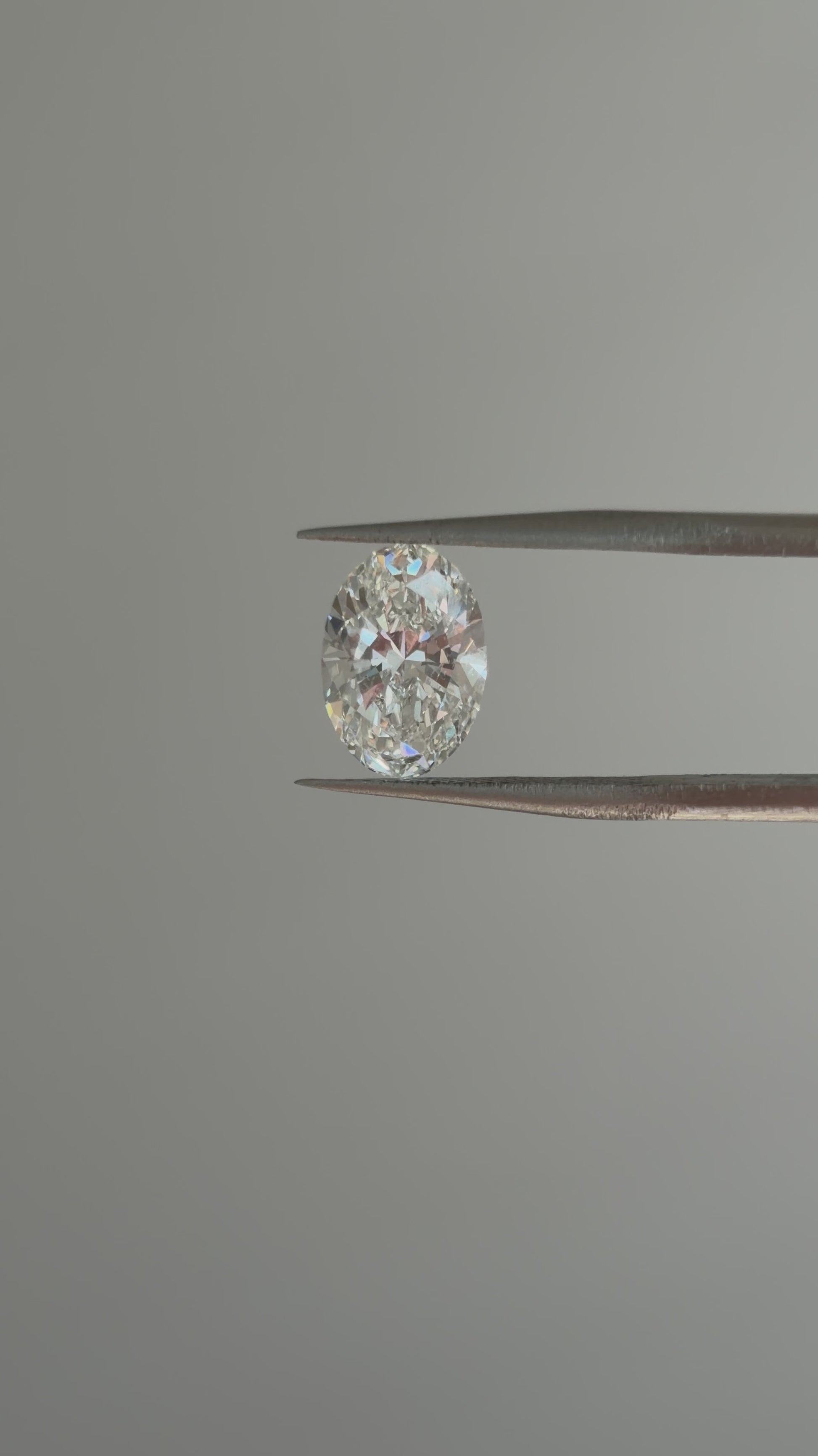 2.73 E SI1 Oval Brilliant - Lab Diamond