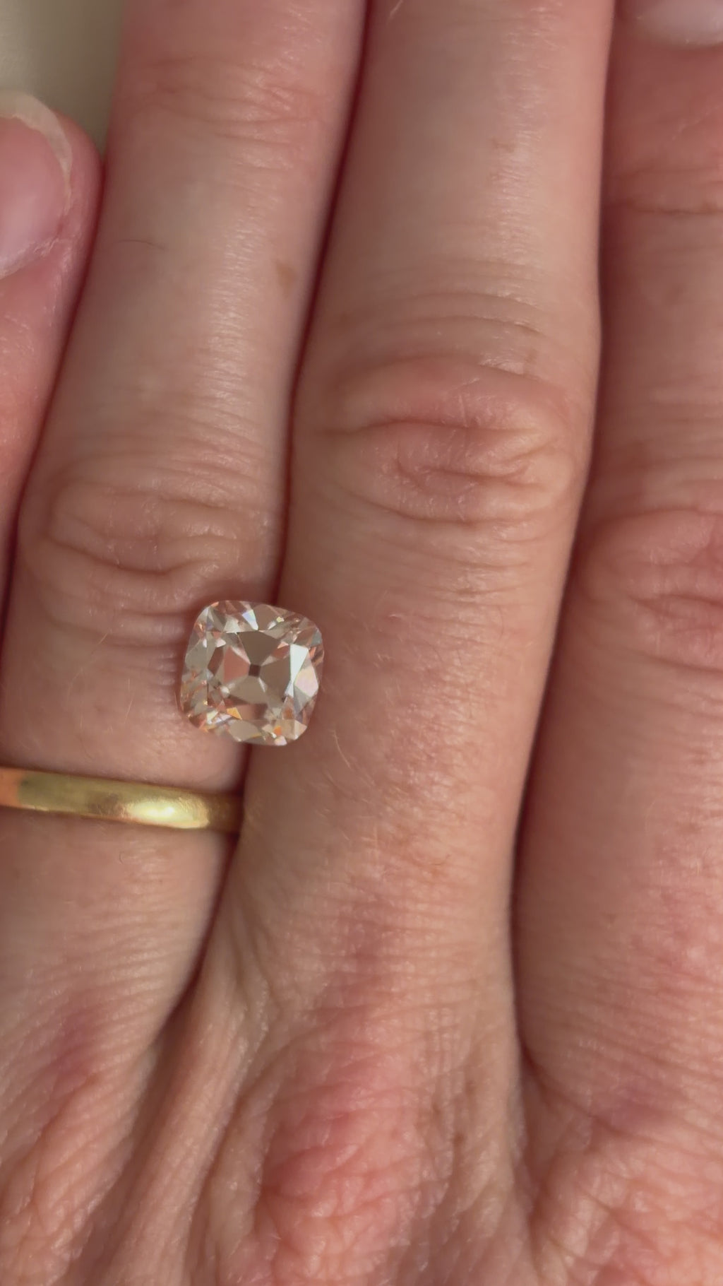 3.12ct Fancy Pink VS2 Square Cushion Brilliant OMC - Lab Diamond